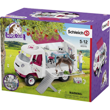 Schleich 42370 Horse Club - Mobile Tierärztin mit Hannoveraner Fohlen